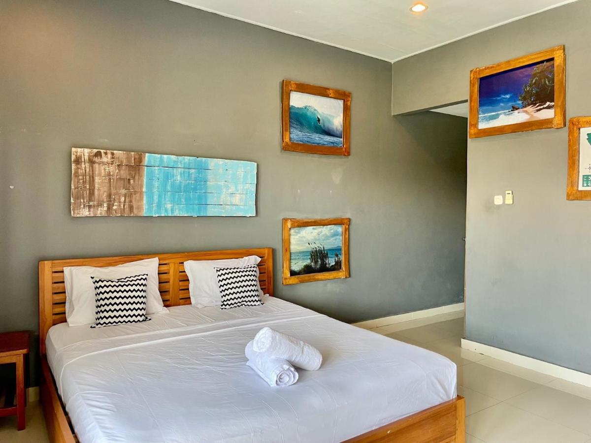 Surfers House Batu Bolong - Adults Only Hostel Canggu  Bagian luar foto
