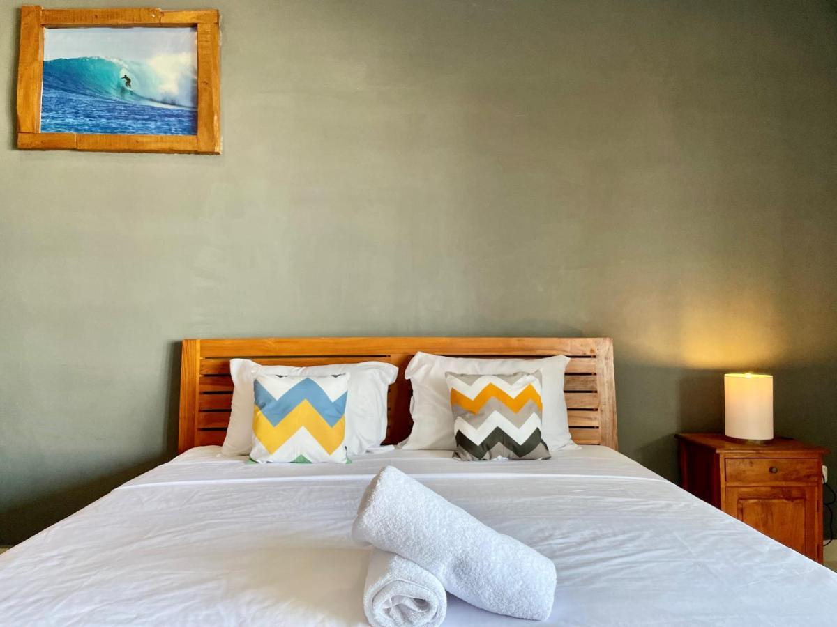 Surfers House Batu Bolong - Adults Only Hostel Canggu  Bagian luar foto